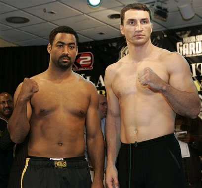 wladimir klitschko. Wladimir Klitschko weighed 241