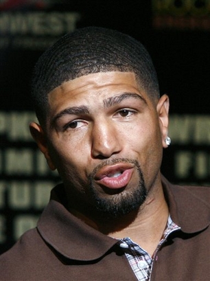 boxer wright speaks winky vegas conference las during boxnews ua ap