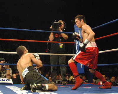 http://www.boxnews.com.ua/photos/1242/Vic-Darchinyan-Donaire2.jpg