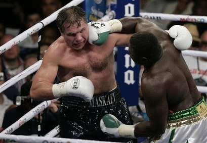 See gallery Oleg Maskaev vs Samuel Peter