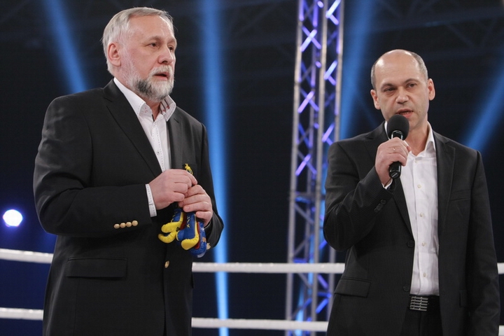 Смотрите фотогалерею Президент "Global-Box Promotion" Олег Брусков (справа) и почетный президент "Global-Box Promotion" Юрий Кармазин