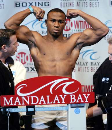 lacy jeff middleweight ibf champion super ua boxnews reuters