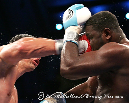 Wladimir-Klitschko-Samuel-Peter41.jpg