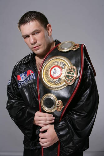 http://www.boxnews.com.ua/photos/905/Ruslan-Chagaev9.jpg